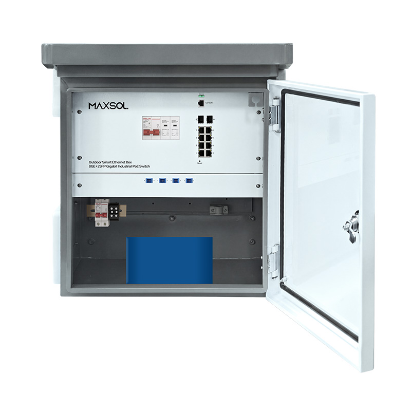 Cutie industrială pentru exterior cu switch PoE administrabil 8GE+2GF și acumulator de 288Wh